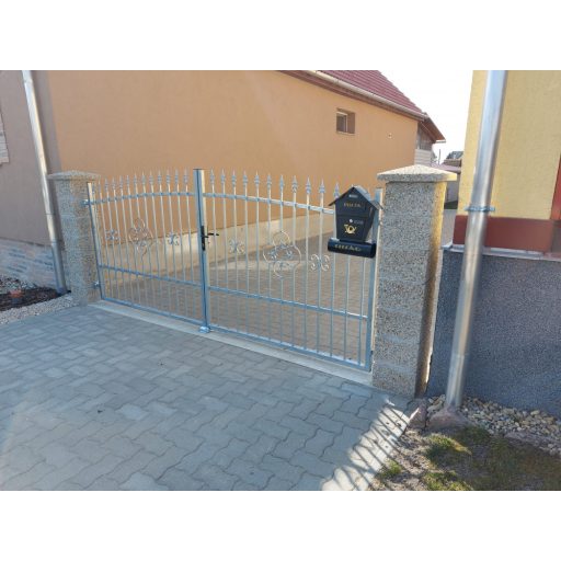 Dorottya 5 kétszárnyú nyíló kapu
